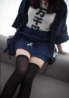 与年轻的岳母