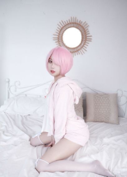 娇妻被领导抱进卧室的在线观看