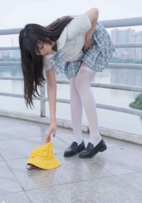 苍蓝奥特曼
