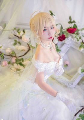 丰满的女房东4在线观看