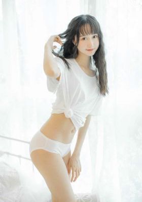 大胸邻居的阿2